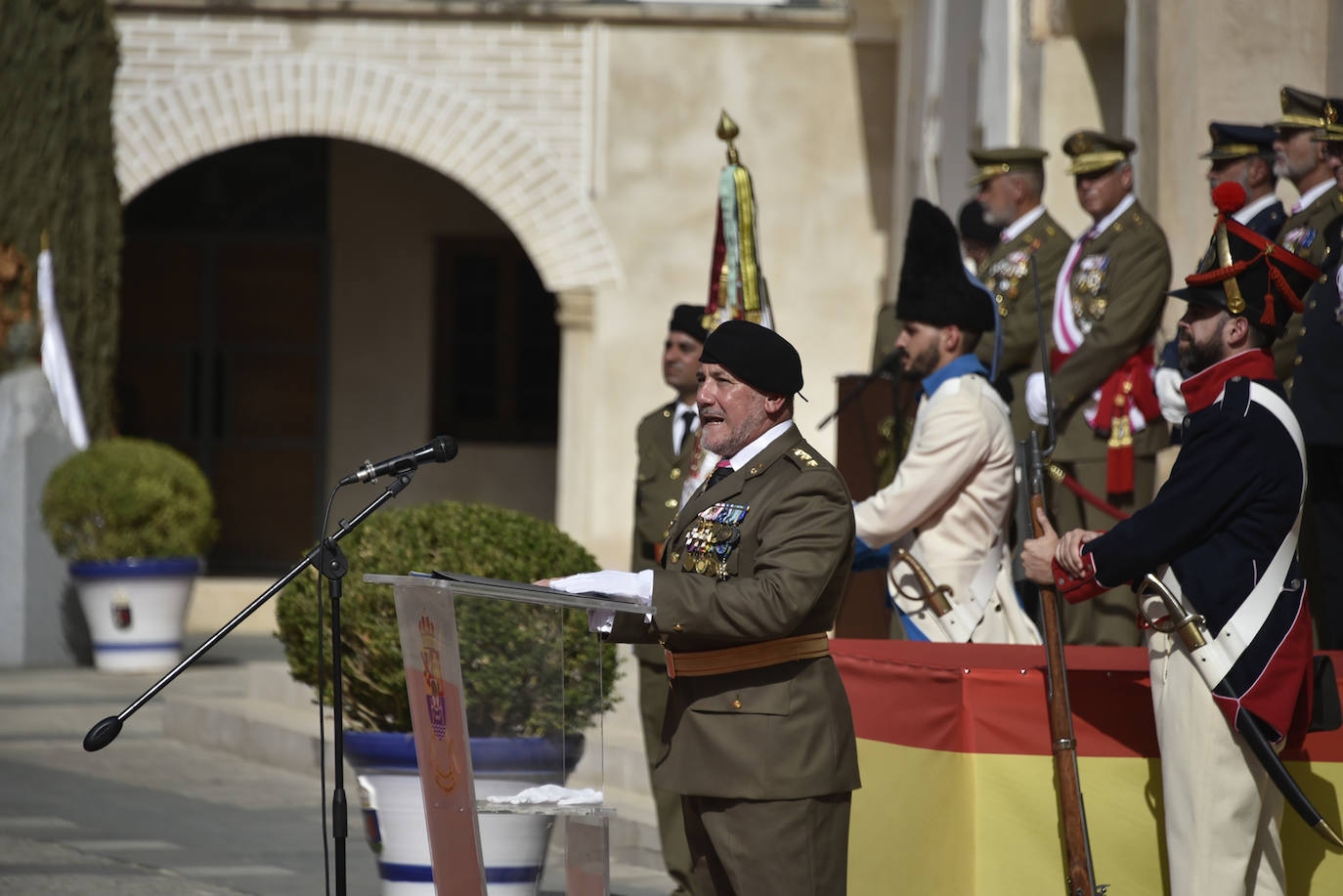 Fotos: La jura de bandera civil en Badajoz, en imágenes