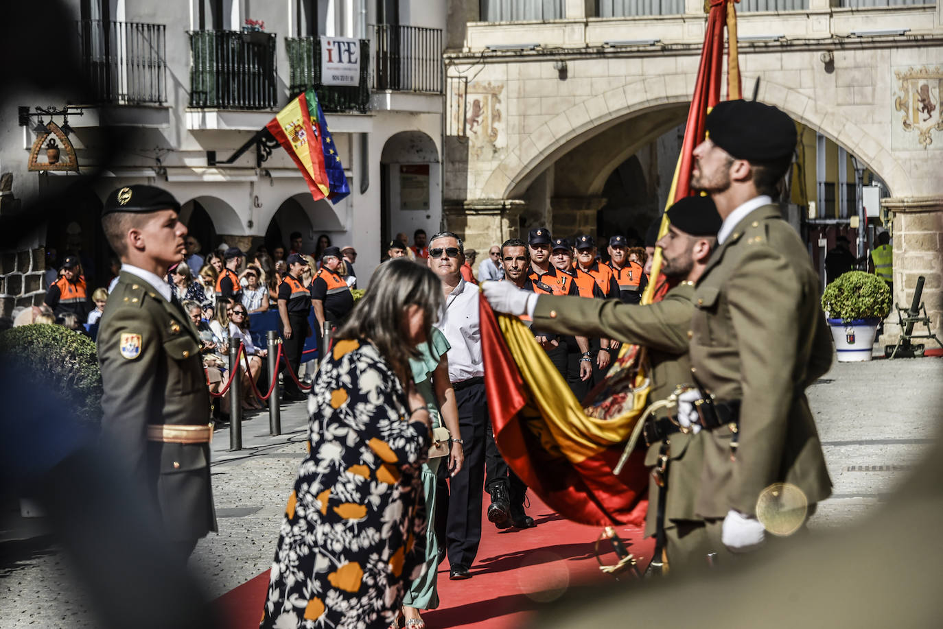 Fotos: La jura de bandera civil en Badajoz, en imágenes