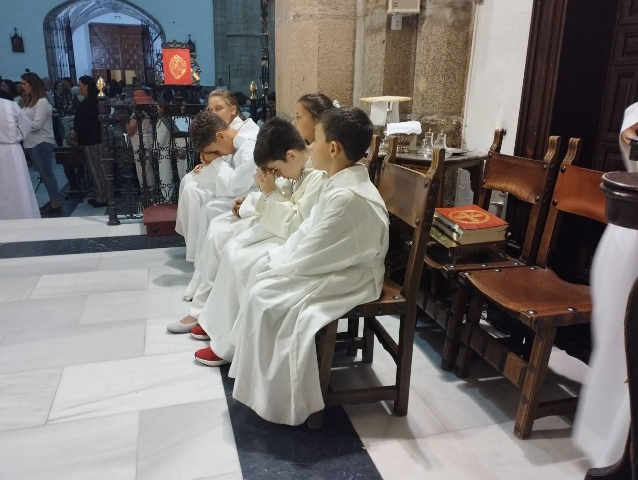 Fotos: Los santeños reciben con emoción a la Virgen de la Estrella