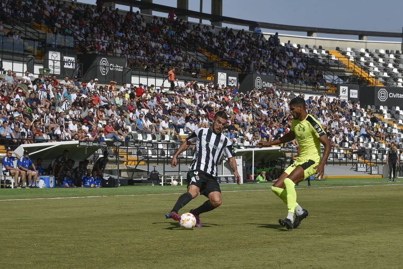 Fotos: El partido Badajoz-Ceuta, en imágenes