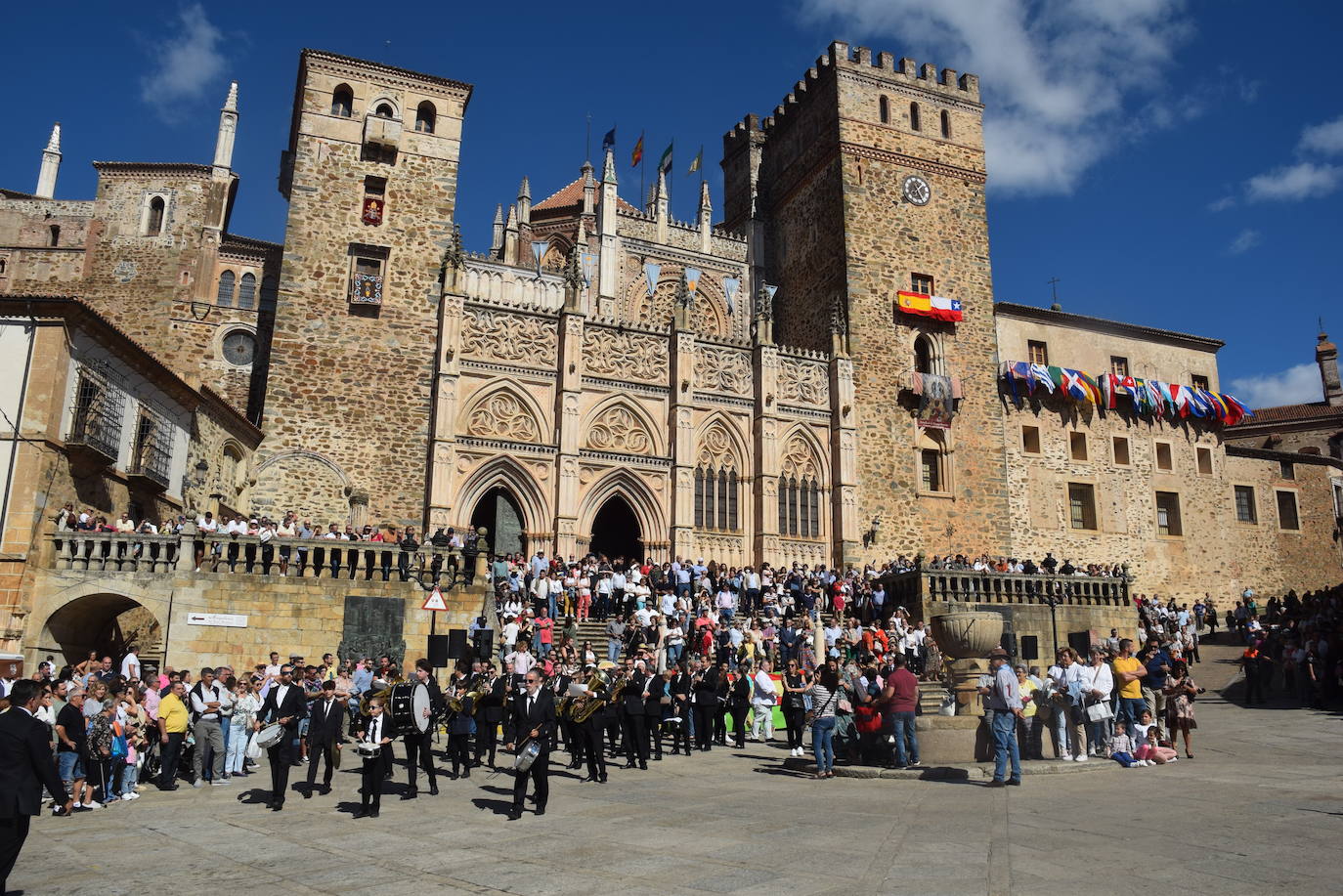 Fotos: Celebración del Día de la Hispanidad en Guadalupe