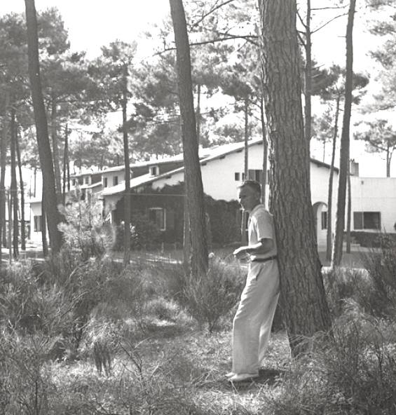 La soledad del exilio. José Alfaro en Bayona en 1939.