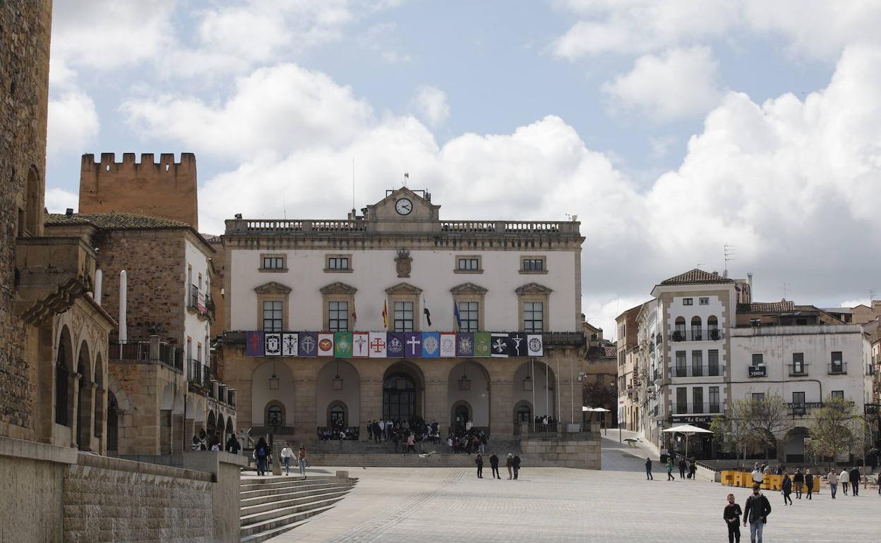 Una nueva coaliación cacereñista concurrirá a las municipales