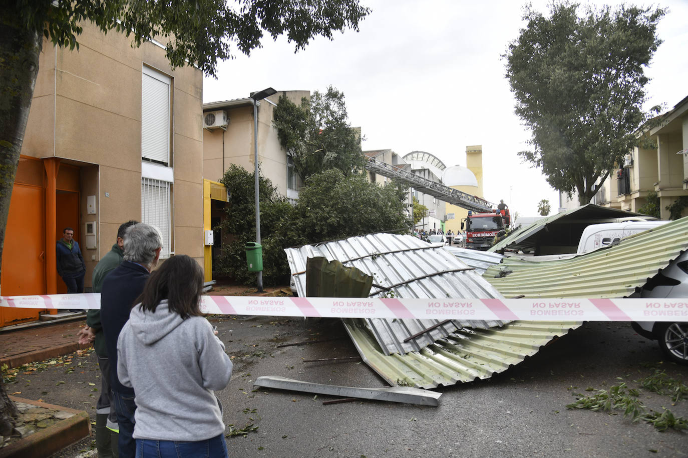 Fotos: La borrasca Béatrice causa desperfectos en Badajoz