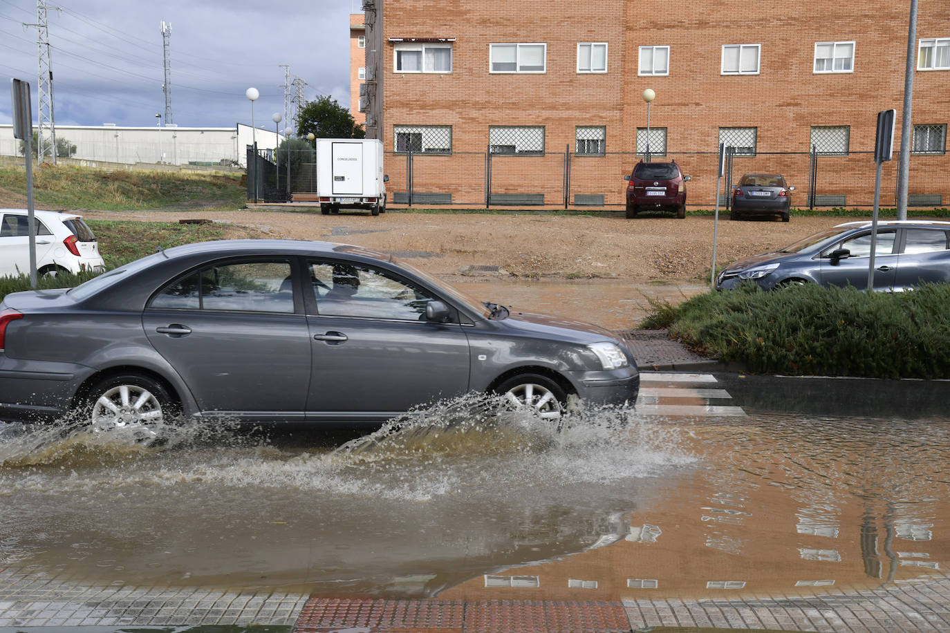 Fotos: La borrasca Béatrice causa desperfectos en Badajoz