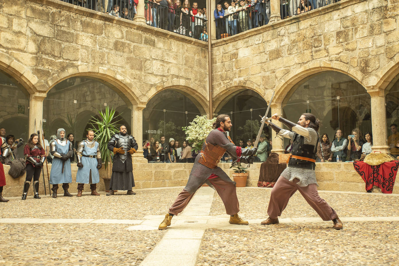 Fotos: Los seguidores de &#039;La Casa del dragón&#039; disfrutan de &#039;Cáceres, city of dragons&#039;