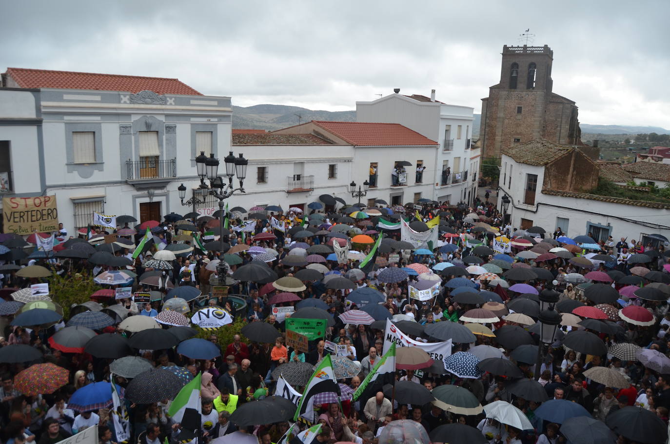 Fotos: Salvatierra grita contra el macrovertedero