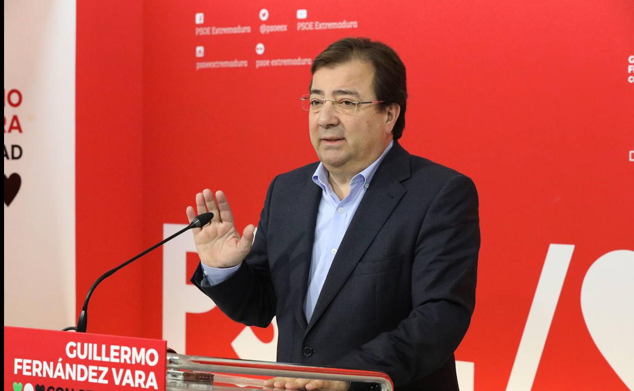 Imagen de archivo de Guillermo Fernández Vara en la sede regional del PSOE.