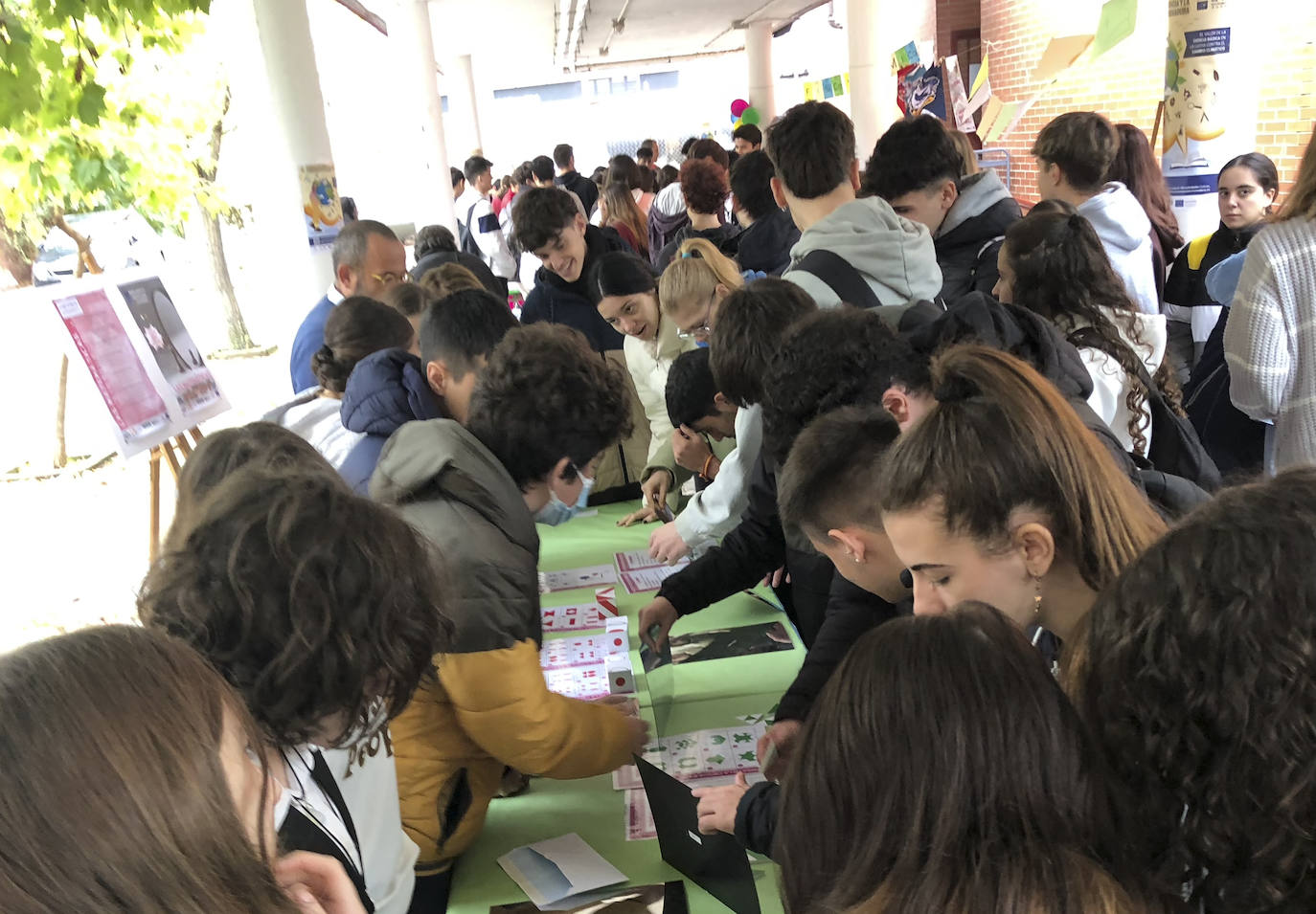Primer día de la ciencia en el IES Bioclimático.