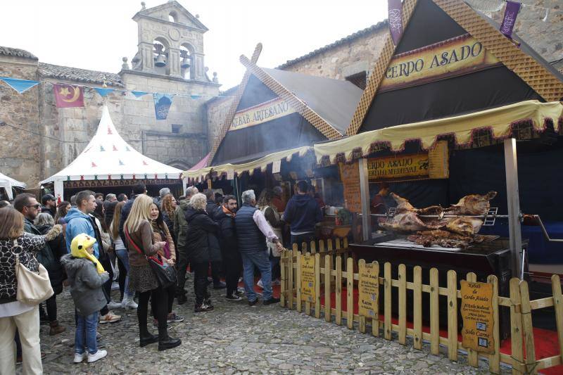 Fotos: El Mercado Medieval de Cáceres, ante su jornada más multitudinaria