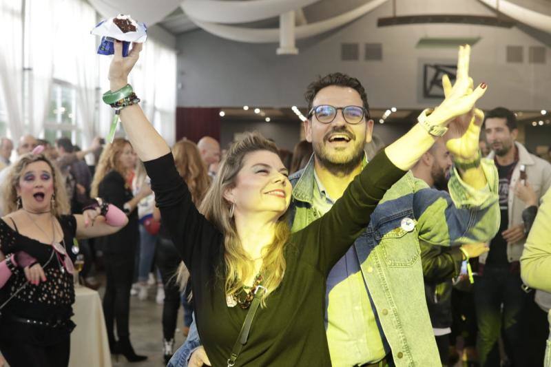 Fotos: ¿Conoces a los asistentes de la fiesta de los noventa en Badajoz?