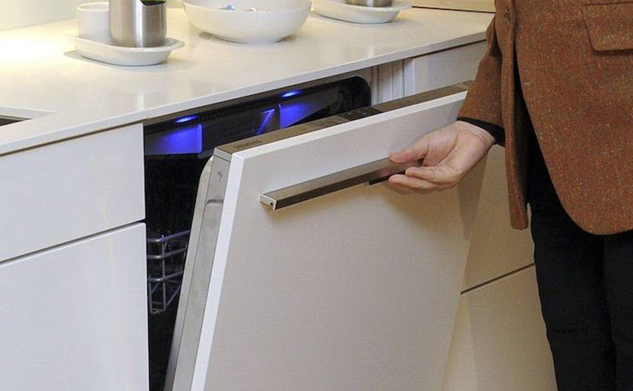 El precio de la luz cambia este miércoles: estas son las horas más baratas y más caras