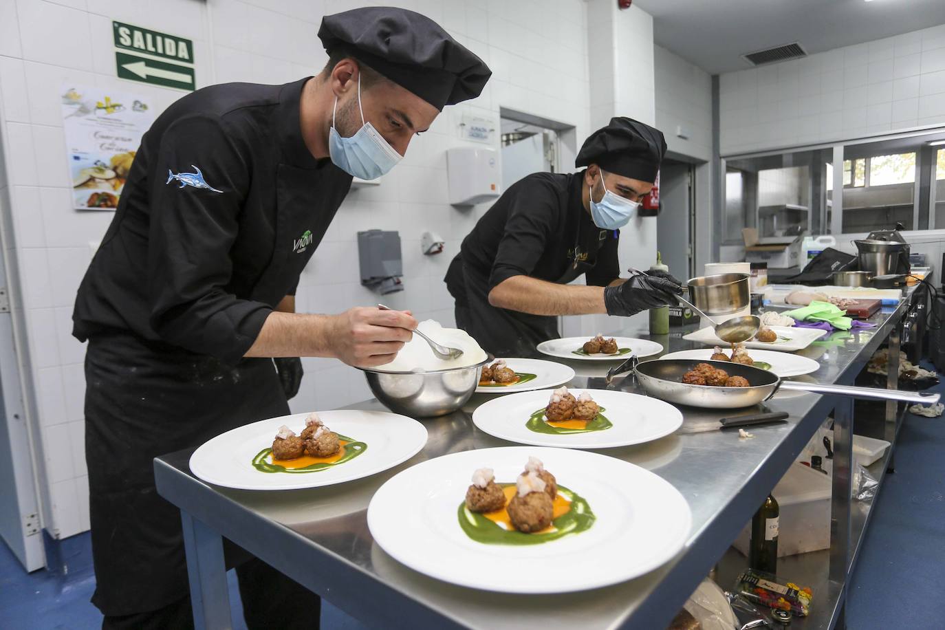 Antonio Falcón con el primer premio