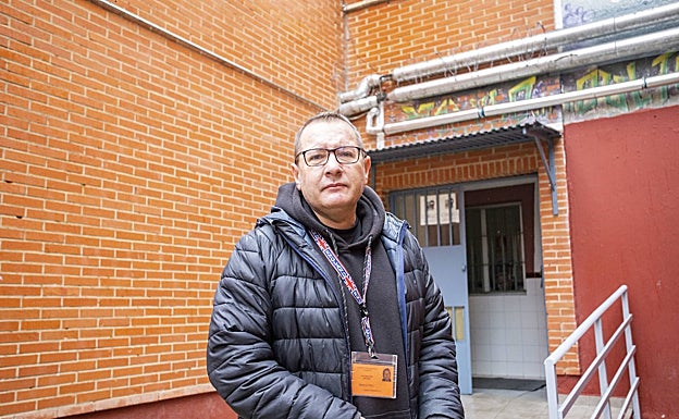 Fernando González, jefe de estudios de la escuela del Centro Penitenciario de Cáceres. 