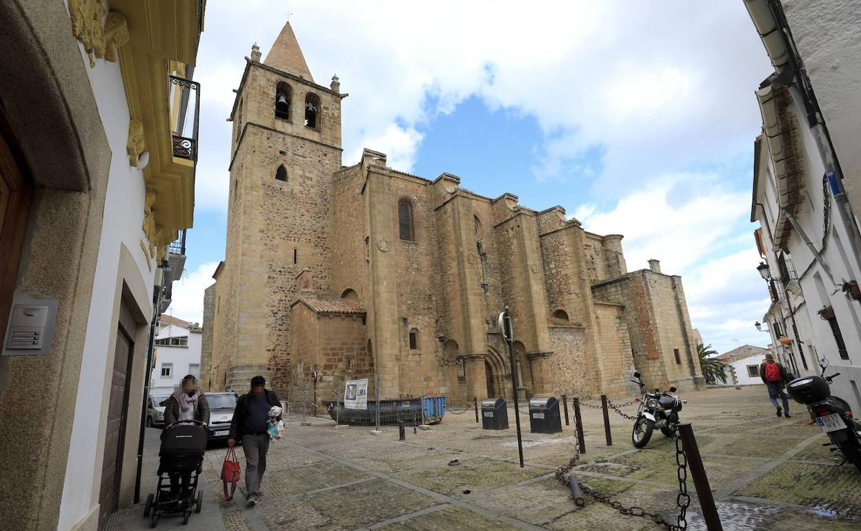 Iglesia de Santiago en Cáceres. 