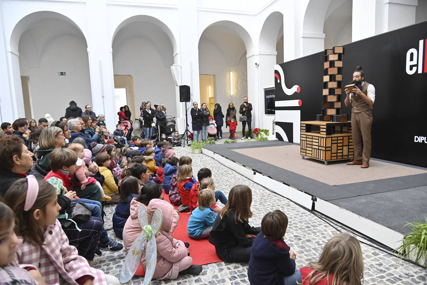 Fotos: El Hospital cumple un año en Badajoz con multitud de actividades