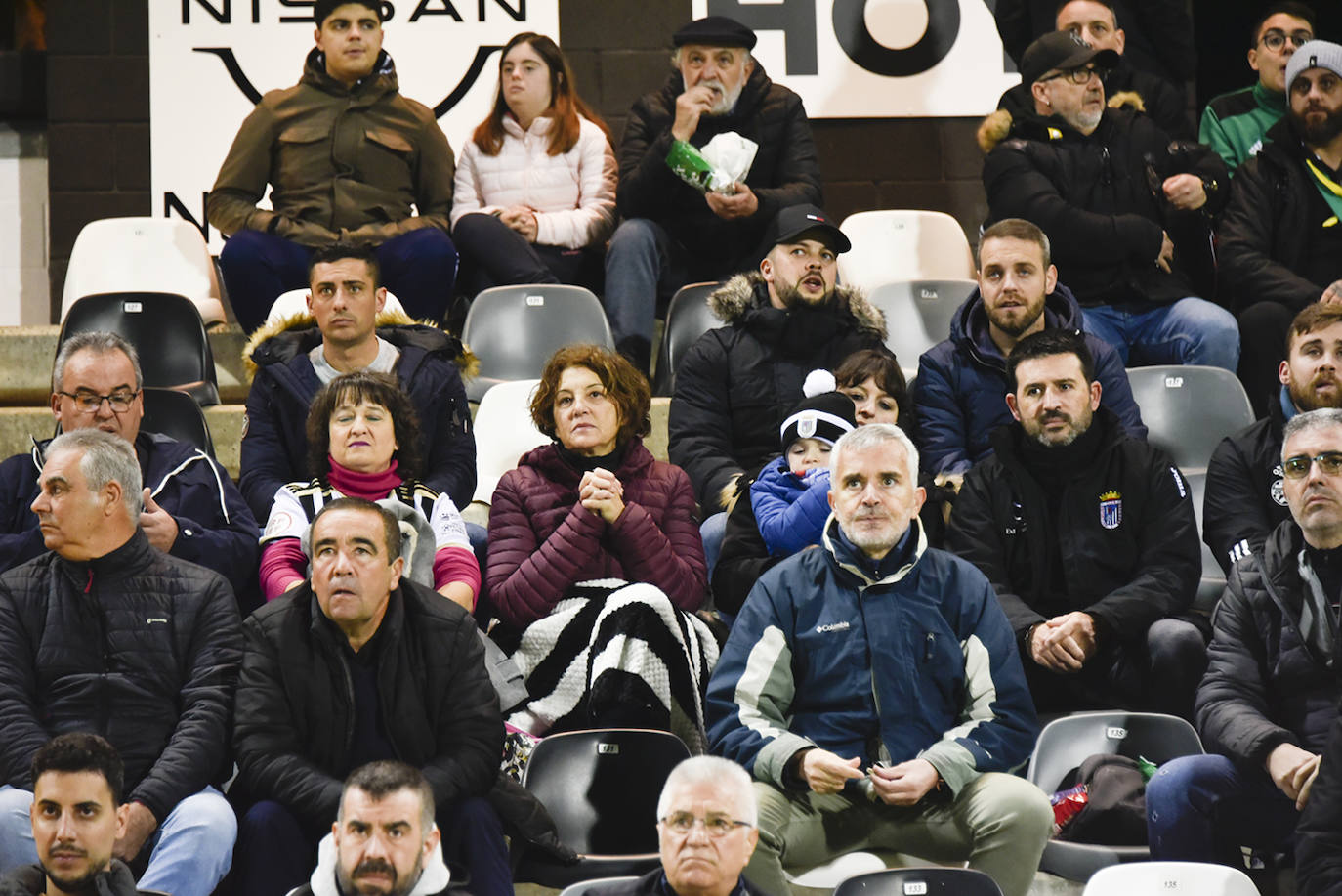 Fotos: Búscate en la grada del Nuevo Vivero