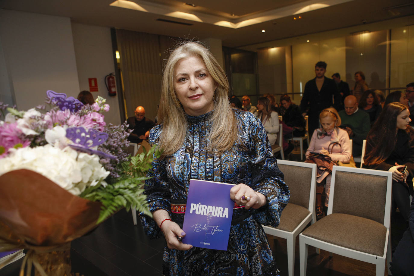 Belén Iglesias presentó su libro 'Púrpura'