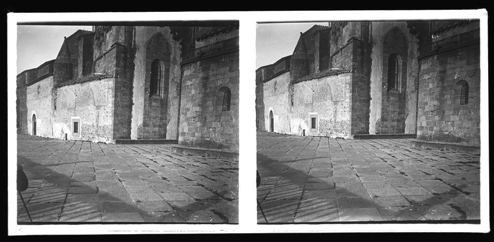 Catedral Vieja de Plasencia, la zona del enlosado.