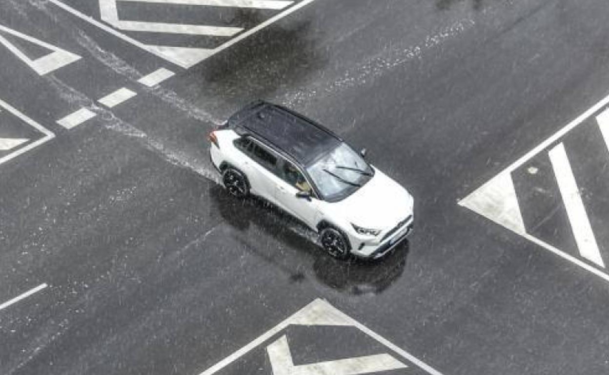 Tres carreteras extremeñas afectadas por las intensas lluvias