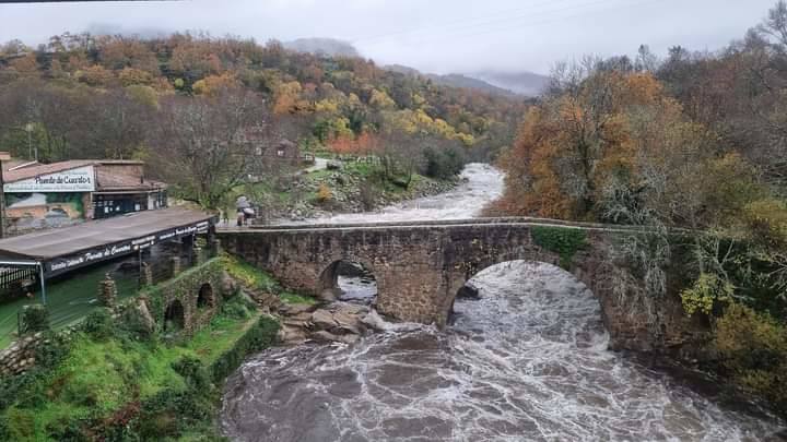 Fotos: Espectacular bajada de agua en las gargantas de Cuartos y Vadillo