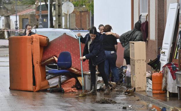 El agua inunda medio centenar de casas en La Roca, 'zona cero' del temporal