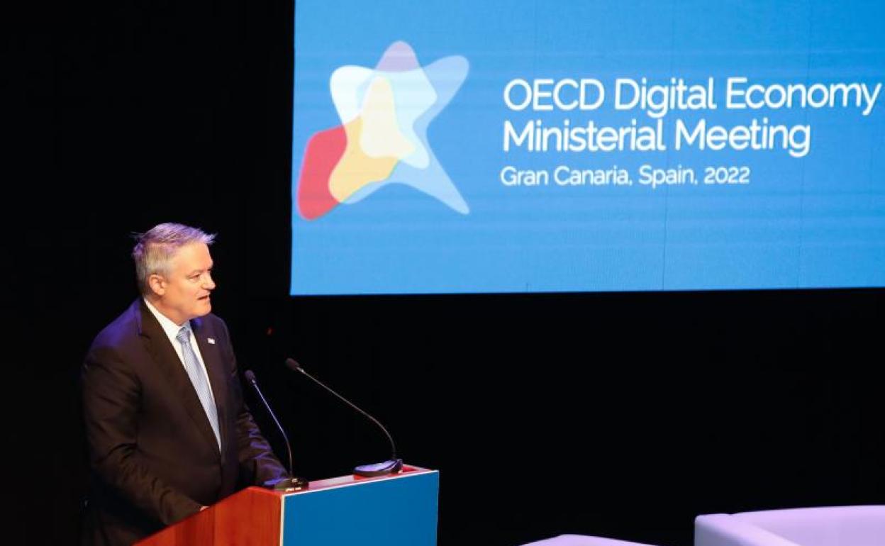 El Secretario General de la OCDE, Mathias Cormann, durante la presentación de la Conferencia Ministerial. 