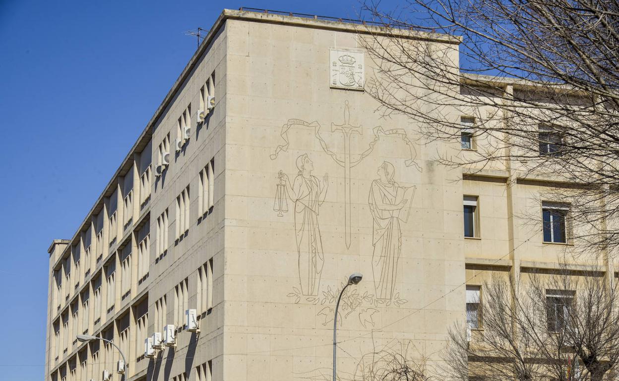 El juicio se celebró en la Audiencia Provincial de Badajoz.