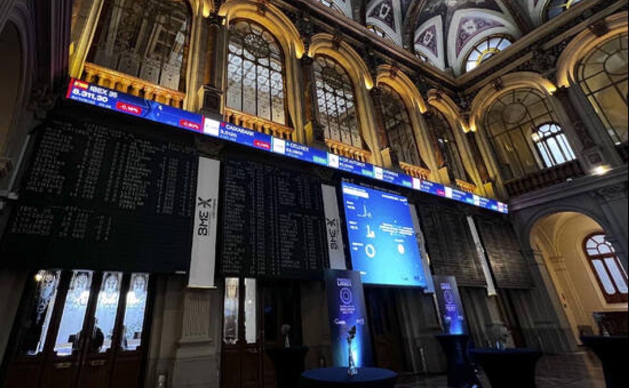 Interior de la Bolsa de Madrid. 