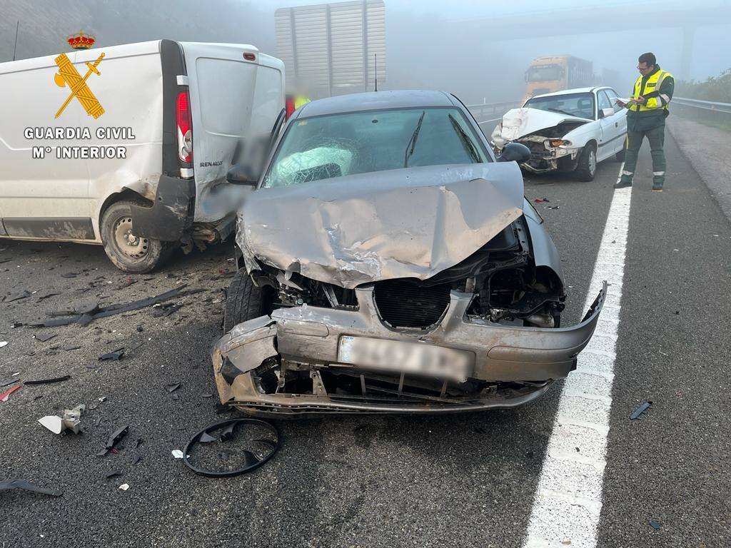 Fotos: Colisión múltiple en la EX-A1, cerca de Galisteo