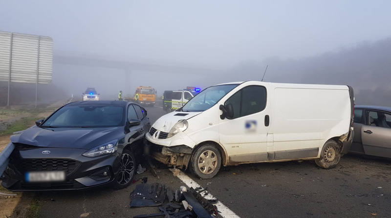 Fotos: Colisión múltiple en la EX-A1, cerca de Galisteo