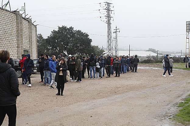 A lo largo de la jornada hubo momentos de tensión entre los aficionados. 