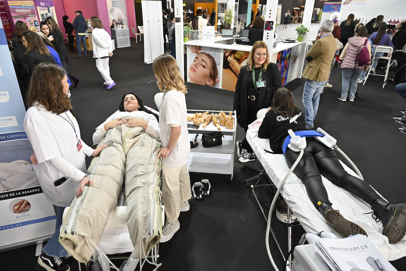 Distintos tratamientos en la Feria de la Belleza.