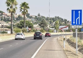 Salida de Badajoz por la carretera de Sevilla.