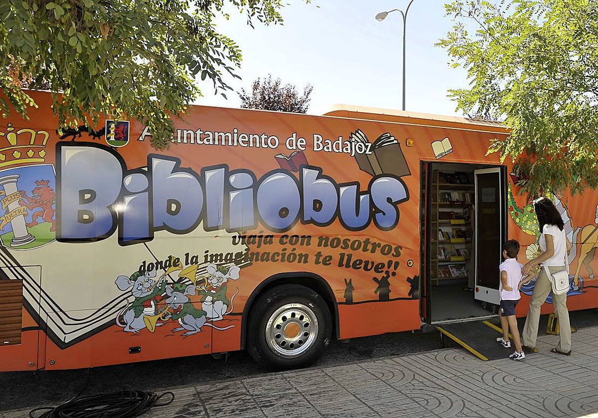 El bibliobus con el que cuenta Badajoz.