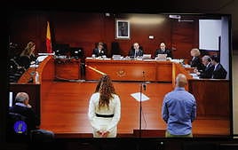 Priscila Lara y Constantín Gabriel durante el juicio en la Audiencia Provincial de Cáceres.