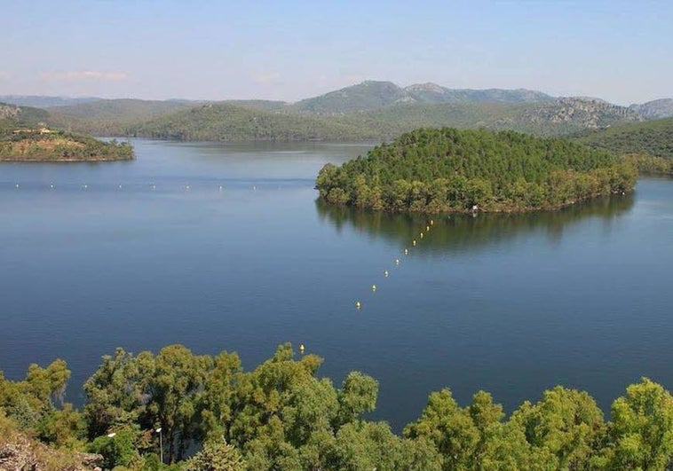 Los embalses garantizan agua para una campaña de regadío normal