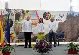 Ramón Ropero, Inmaculada Bonilla y Óscar Díaz, ayer tras la inauguración de la Feria.