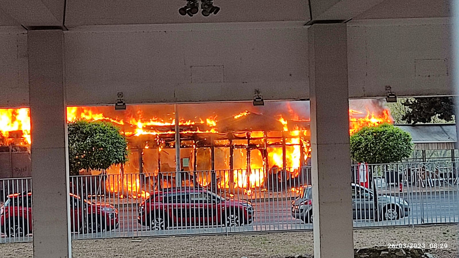 Arde una churrería en Mérida