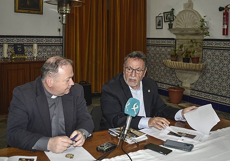 Manuel Ruiz Durán y Vicente Carrasco presentan el proyecto en San Agustín.