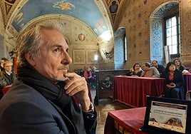 El pintor Luis Miguel Vaz-Romero, premiado por la Biennale Internazionale dell´Etruria