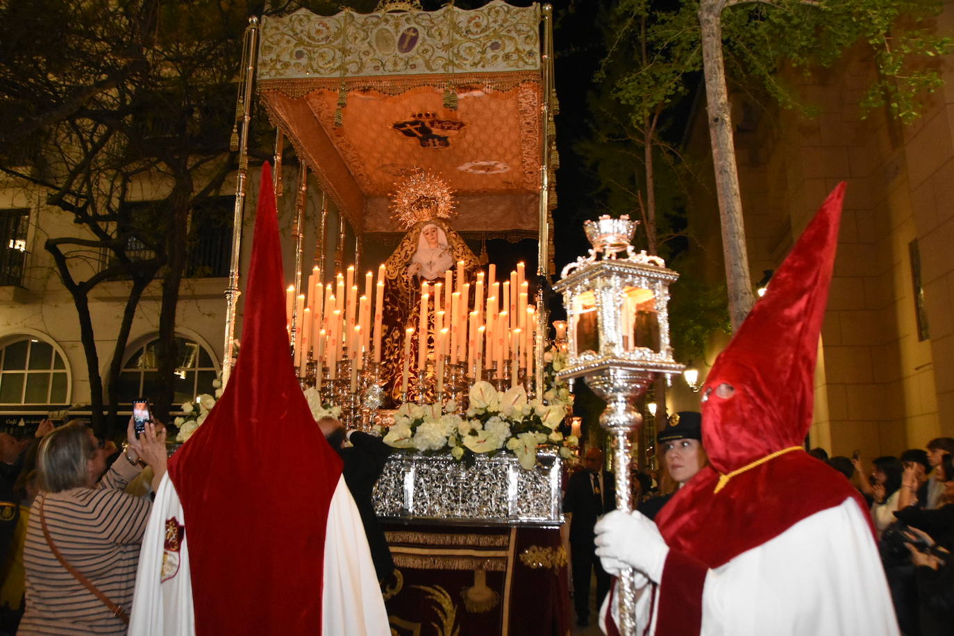 Badajoz vibra en el Martes Santo