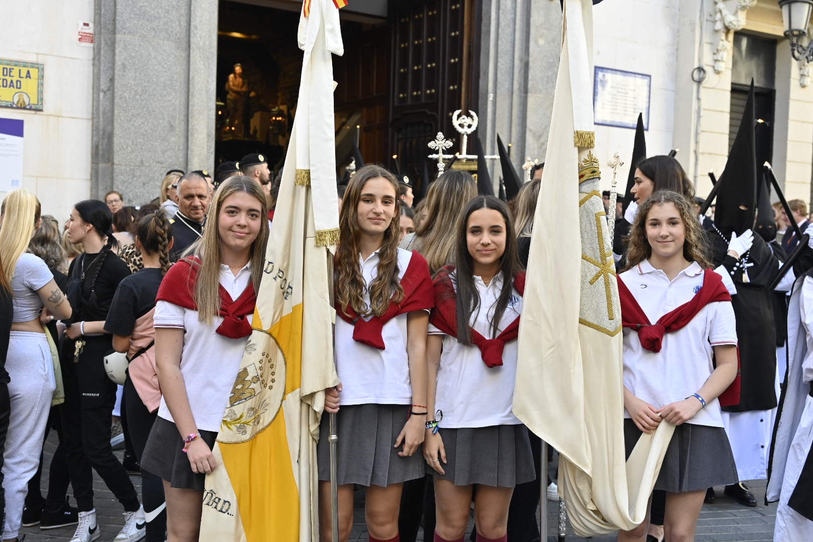 Las mejores imágenes del Jueves Santo en Badajoz