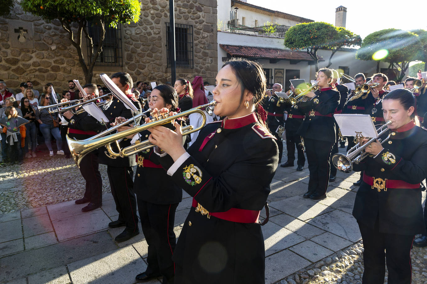 Procesiónj de la Hermandad de la Sagrada Cena en Plasencia este Jueves Santo. 