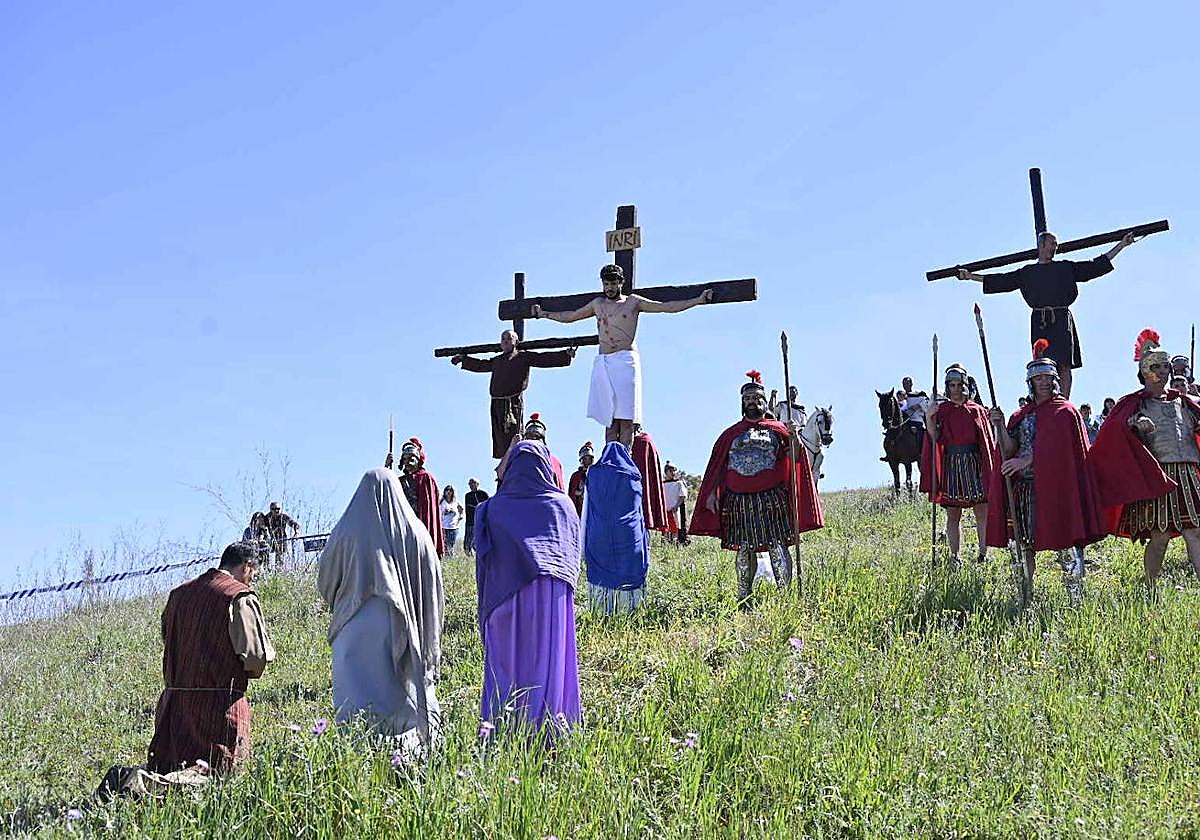 Fotos del Viacrucis del Cerro de Reyes, en Badajoz