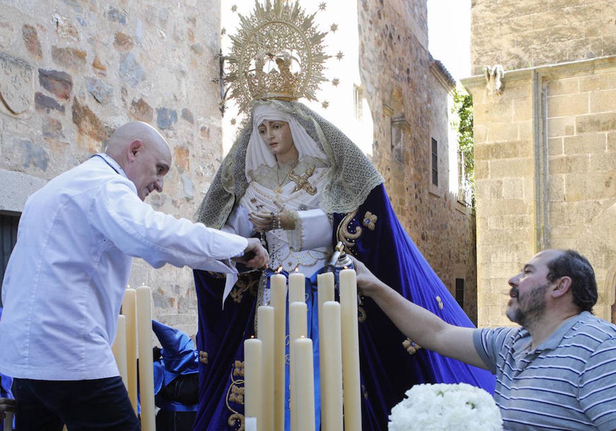 La mañana del Viernes Santo cacereño, en imágenes