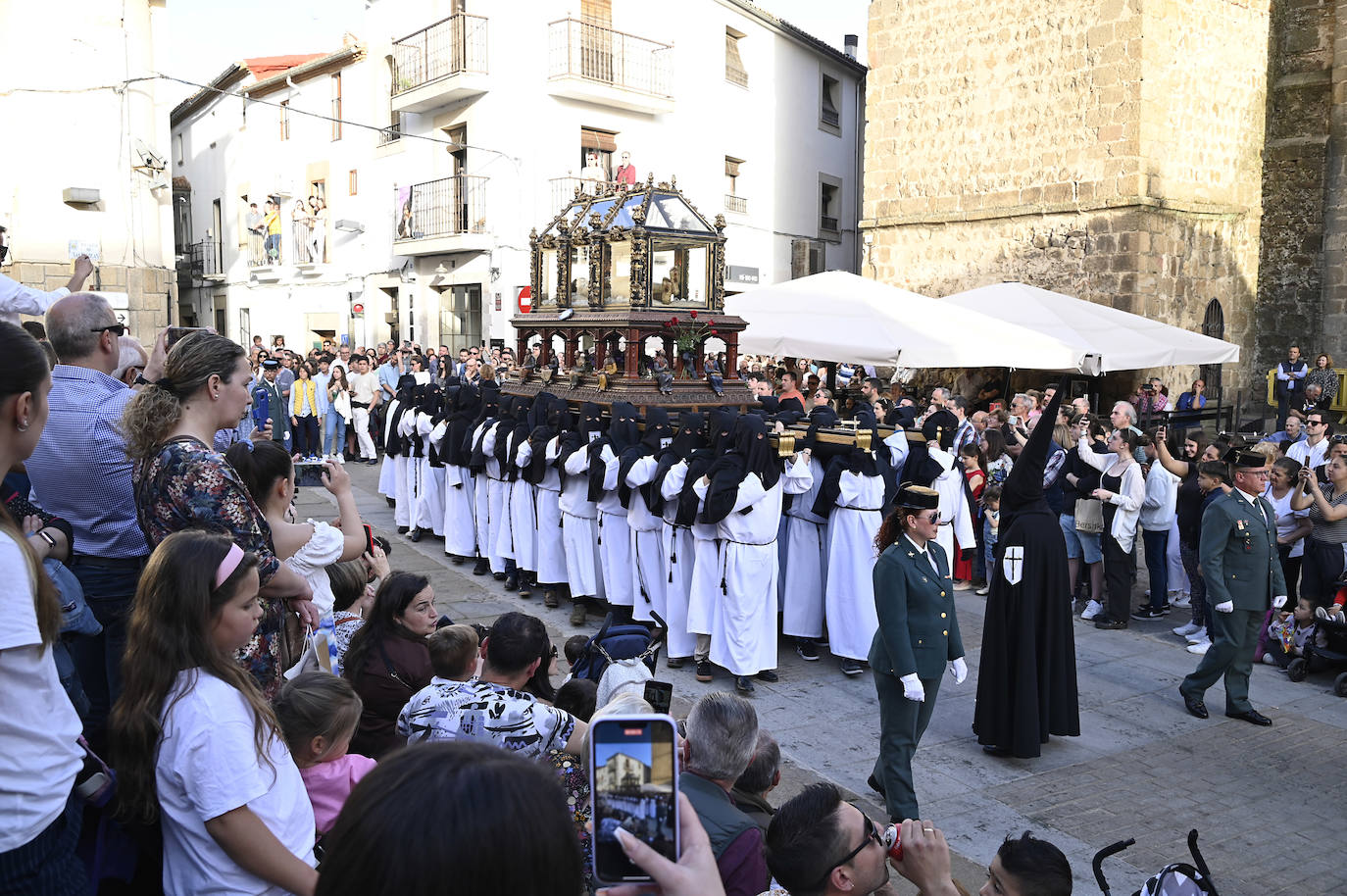 Fotos | Procesión del sábado en Plasencia