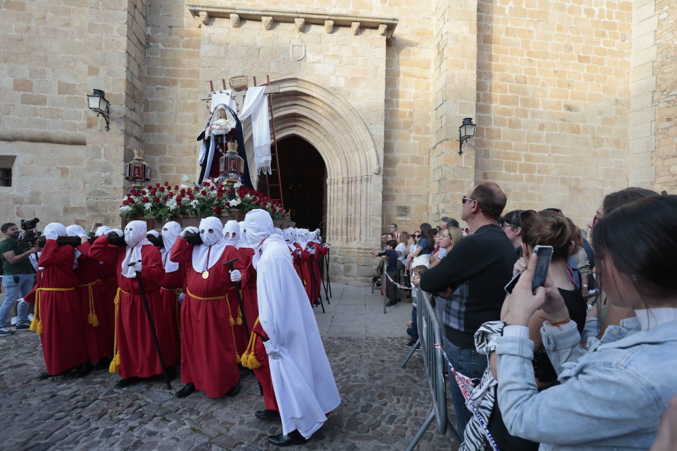 Procesión del Cristo de las Batallas con el paso de Nuestra Señora del Buen Fin.