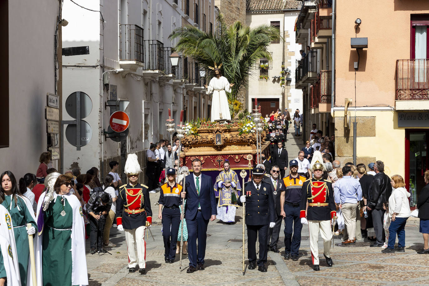 El Domingo de Resurrección placentino, en imágenes