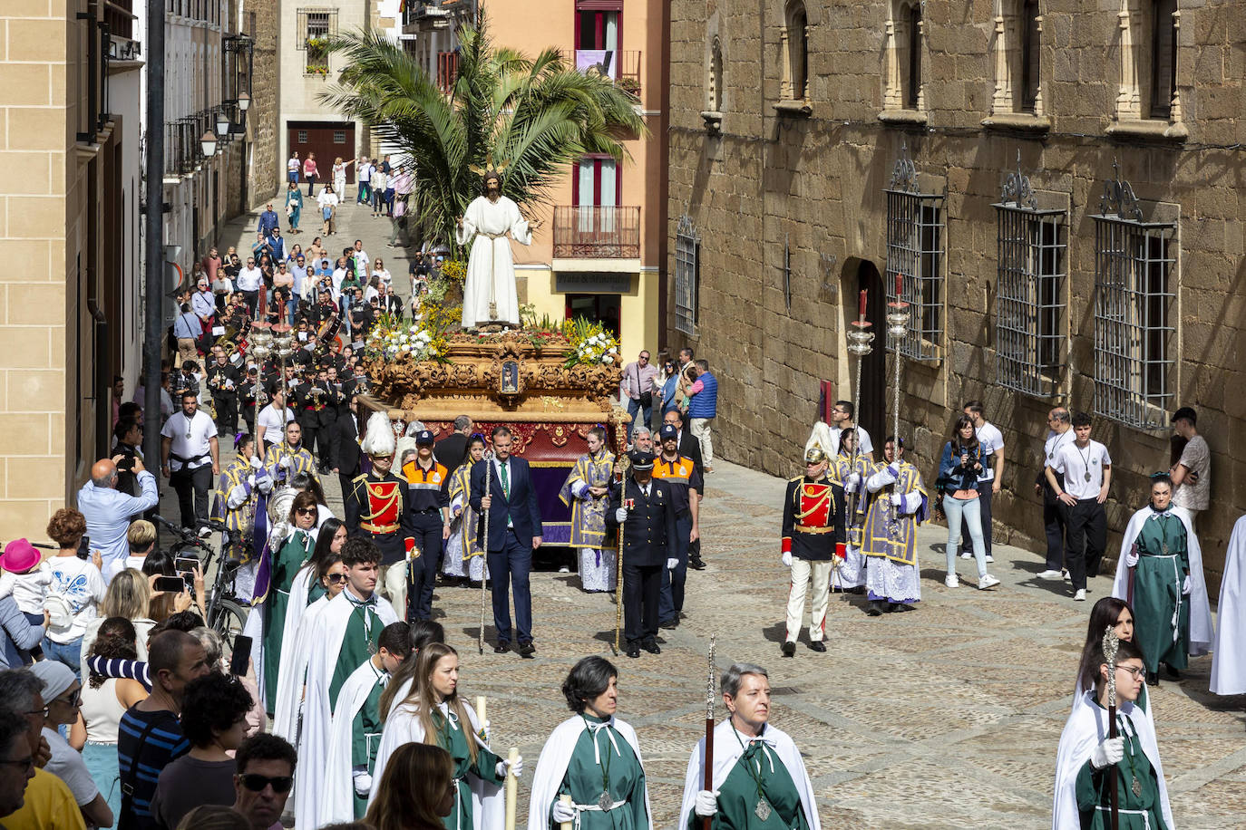 El Domingo de Resurrección placentino, en imágenes